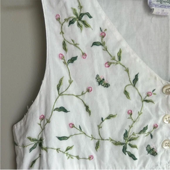 APRIL CORNELL vintage lightweight cotton nightgown with floral embroidery - Picture 5 of 7